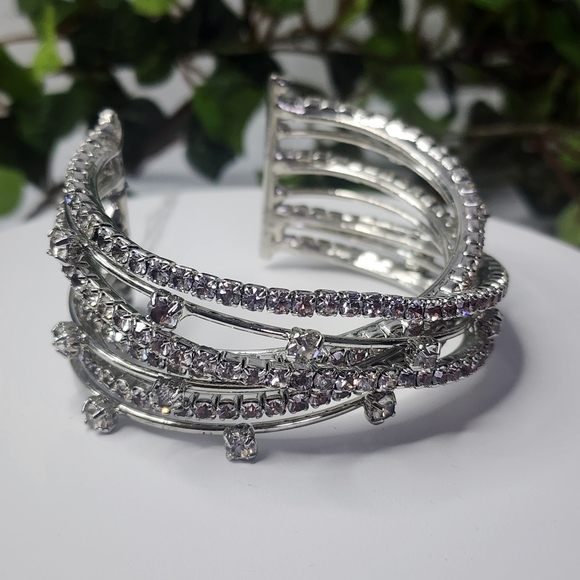 Silver Clear  Crystal Open Cuff Bracelet New - Picture 3 of 9